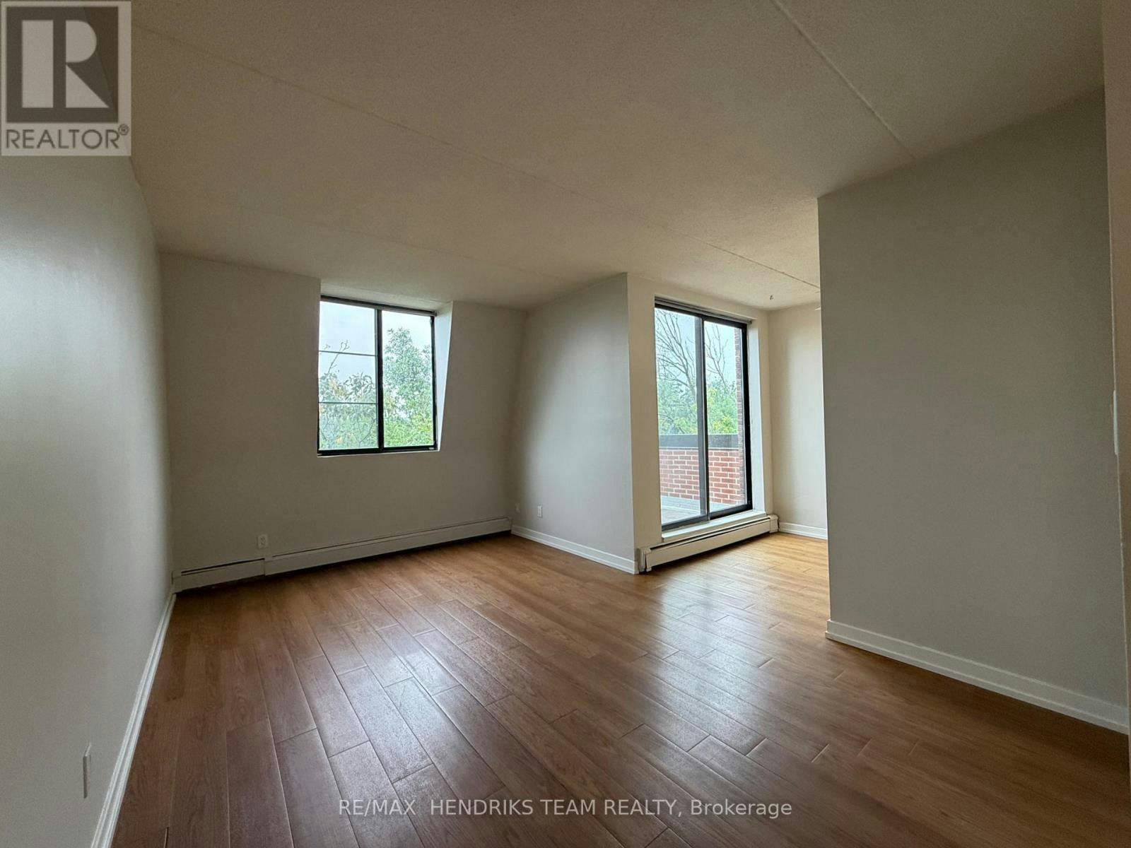 B401-80 Rockwood Avenue, St. Catharines, ON, L2P 3P2 - 7