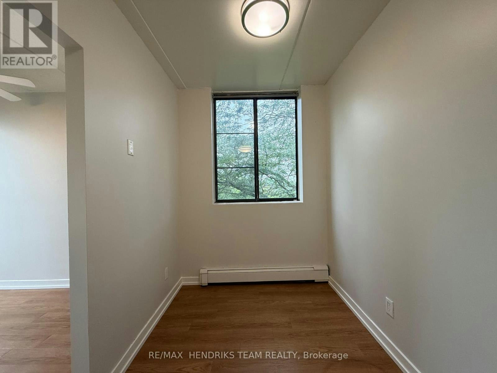 B401-80 Rockwood Avenue, St. Catharines, ON, L2P 3P2 - 4