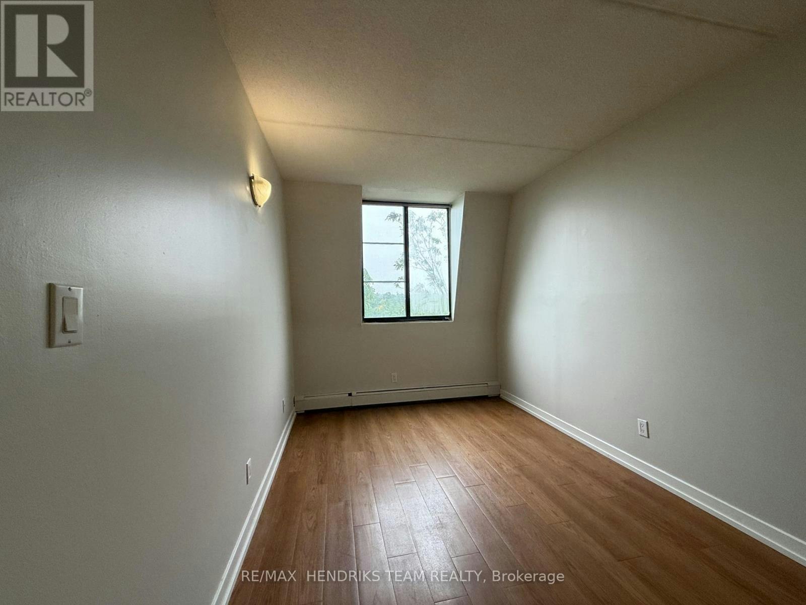 B401-80 Rockwood Avenue, St. Catharines, ON, L2P 3P2 - 6
