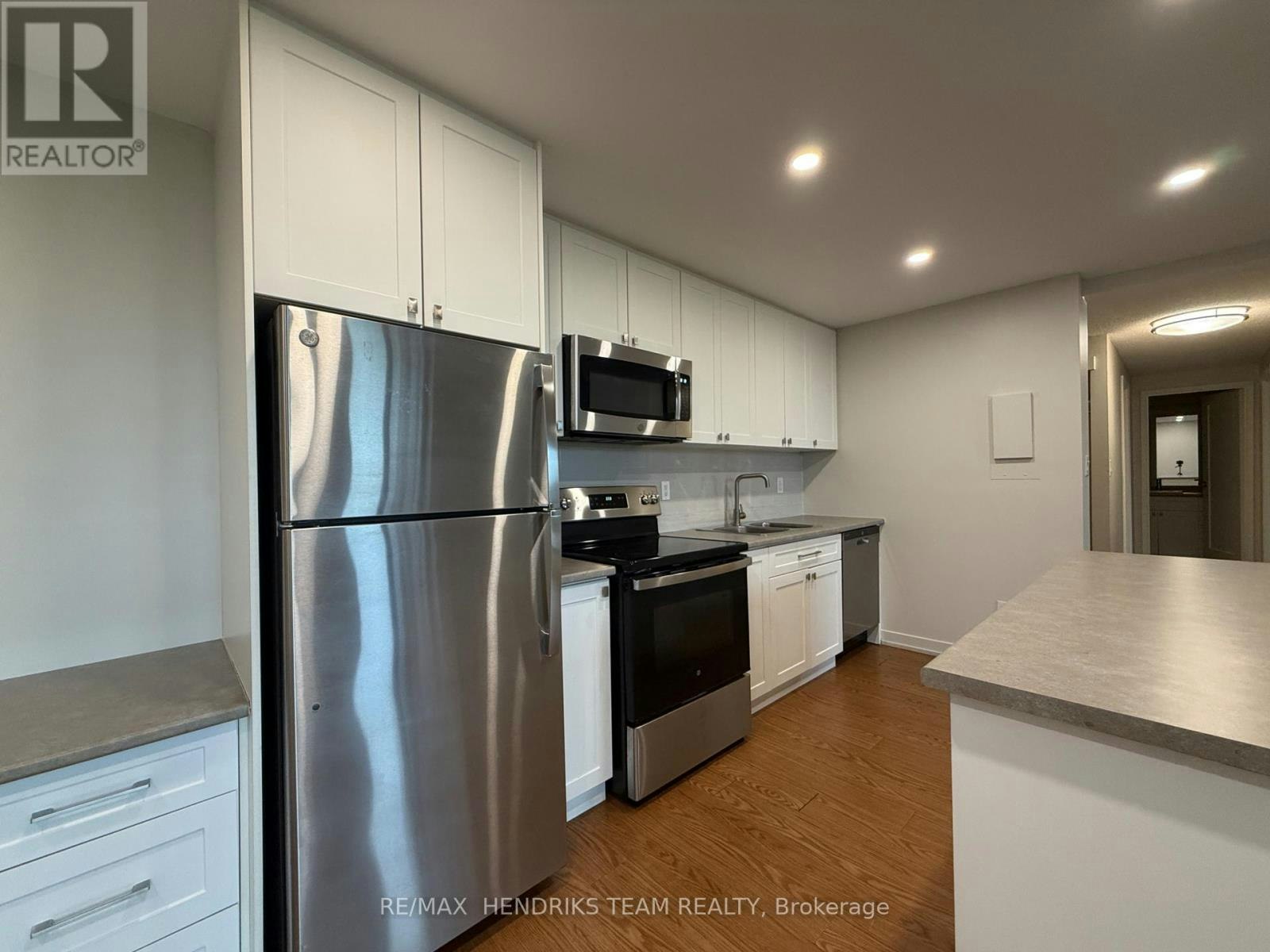 C203-80 Rockwood Avenue, St. Catharines, ON, L2P 3P2 - 4