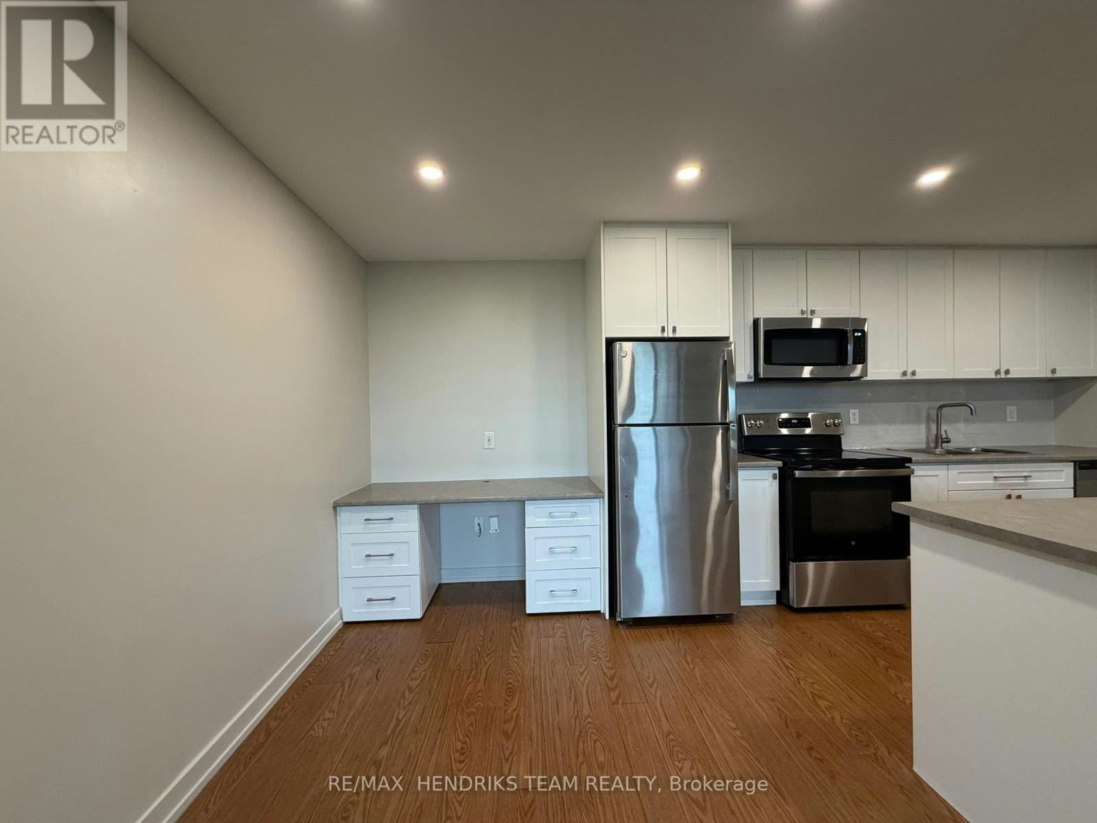 C203-80 Rockwood Avenue, St. Catharines, ON, L2P 3P2 - 3