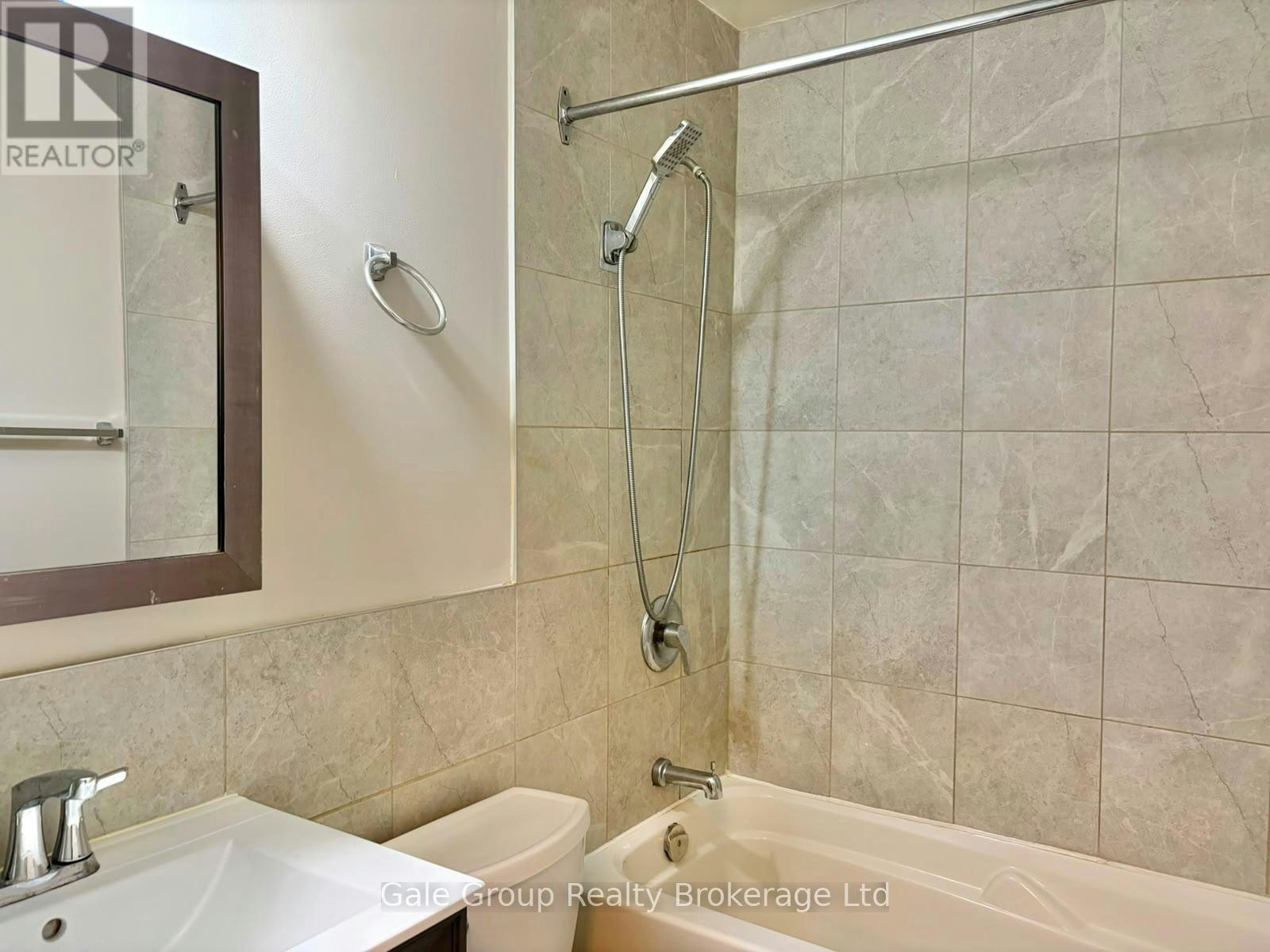103-5 Paisley Boulevard E, Mississauga, ON, L6A 1P3 - 5
