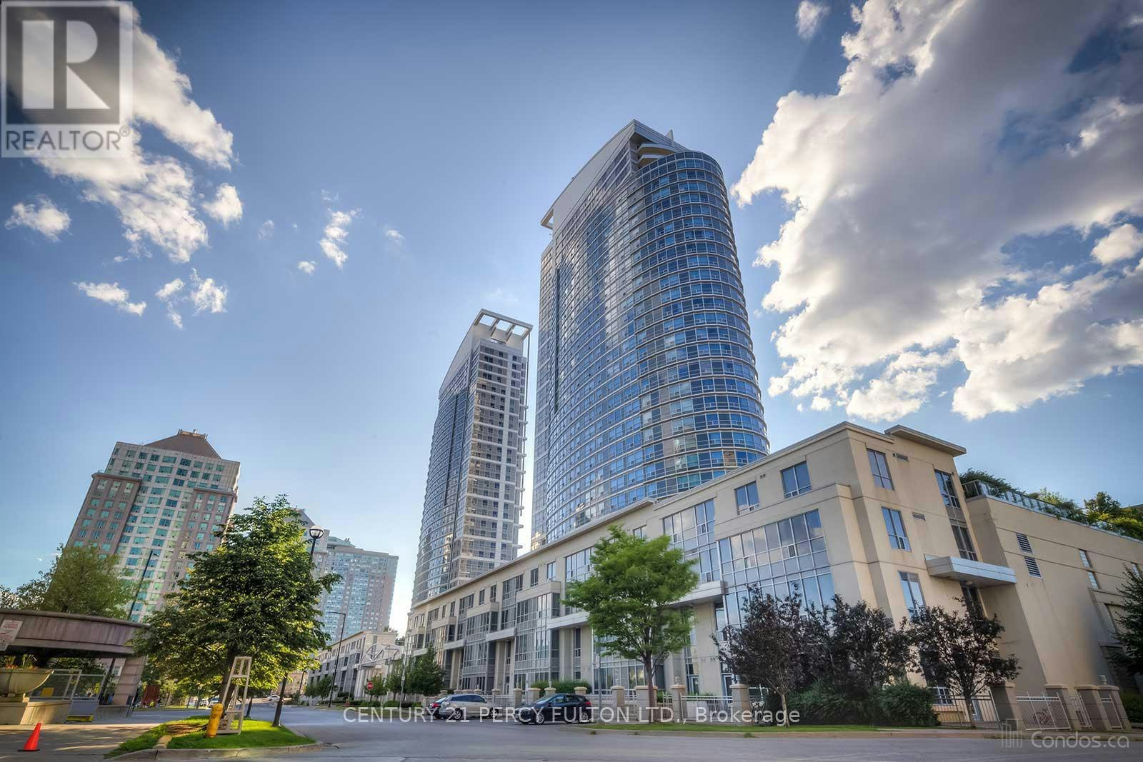 2211-36 Lee Centre Drive, Toronto, ON, M1H 3K2