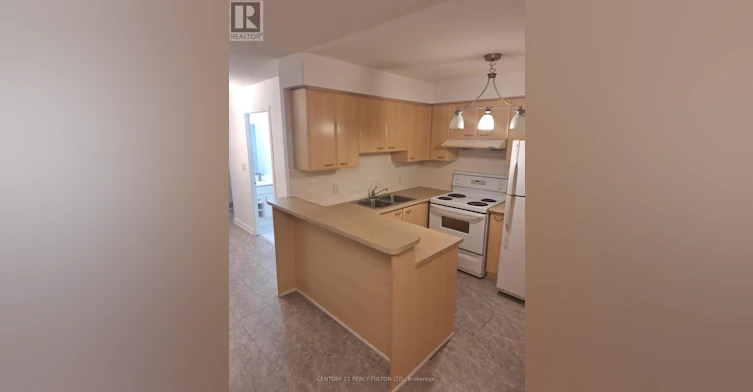2211-36 Lee Centre Drive, Toronto, ON, M1H 3K2 - 7