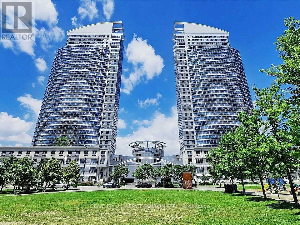 2211-36 Lee Centre Drive, Toronto, ON, M1H 3K2 - 2