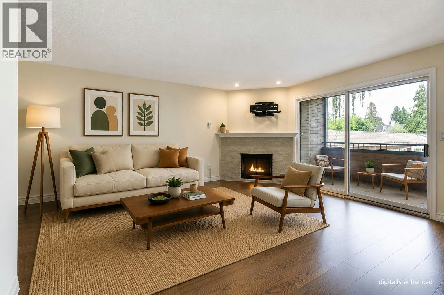 206-983 Bernard Avenue, Kelowna, BC, V1Y 6P7