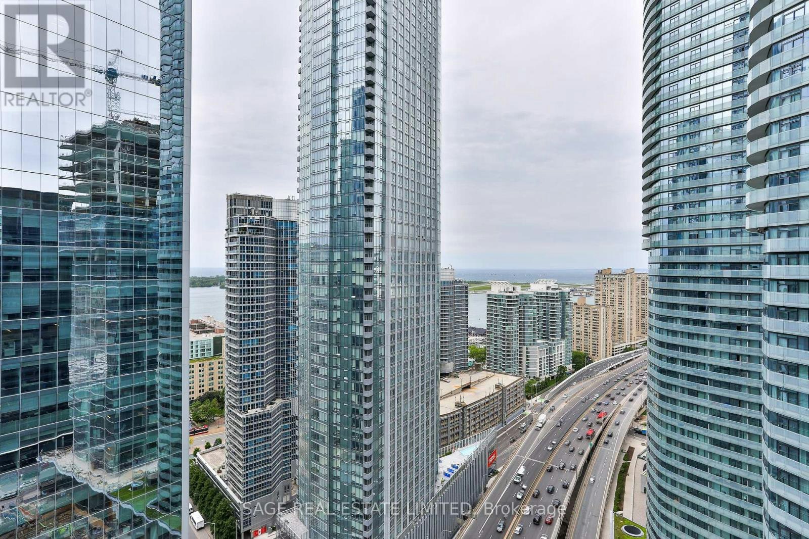 2808-55 Bremner Boulevard E, Toronto, ON, M5J 0A6 - 13