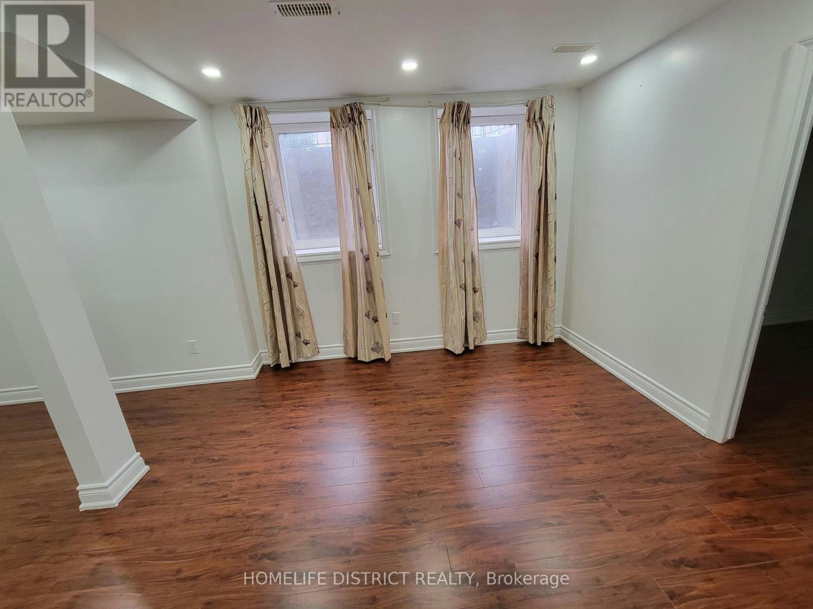 1 Netherway Crescent, Ajax, ON, L1T 4X5 - 3