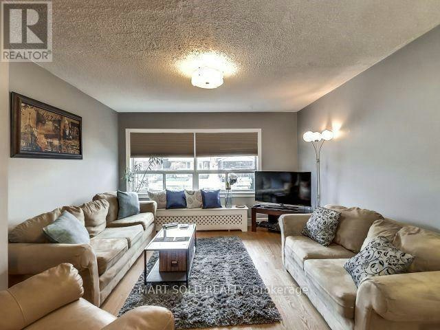 MAIN FLOOR-720 Coxwell Avenue, Toronto, ON, M4C 3C2 - 4