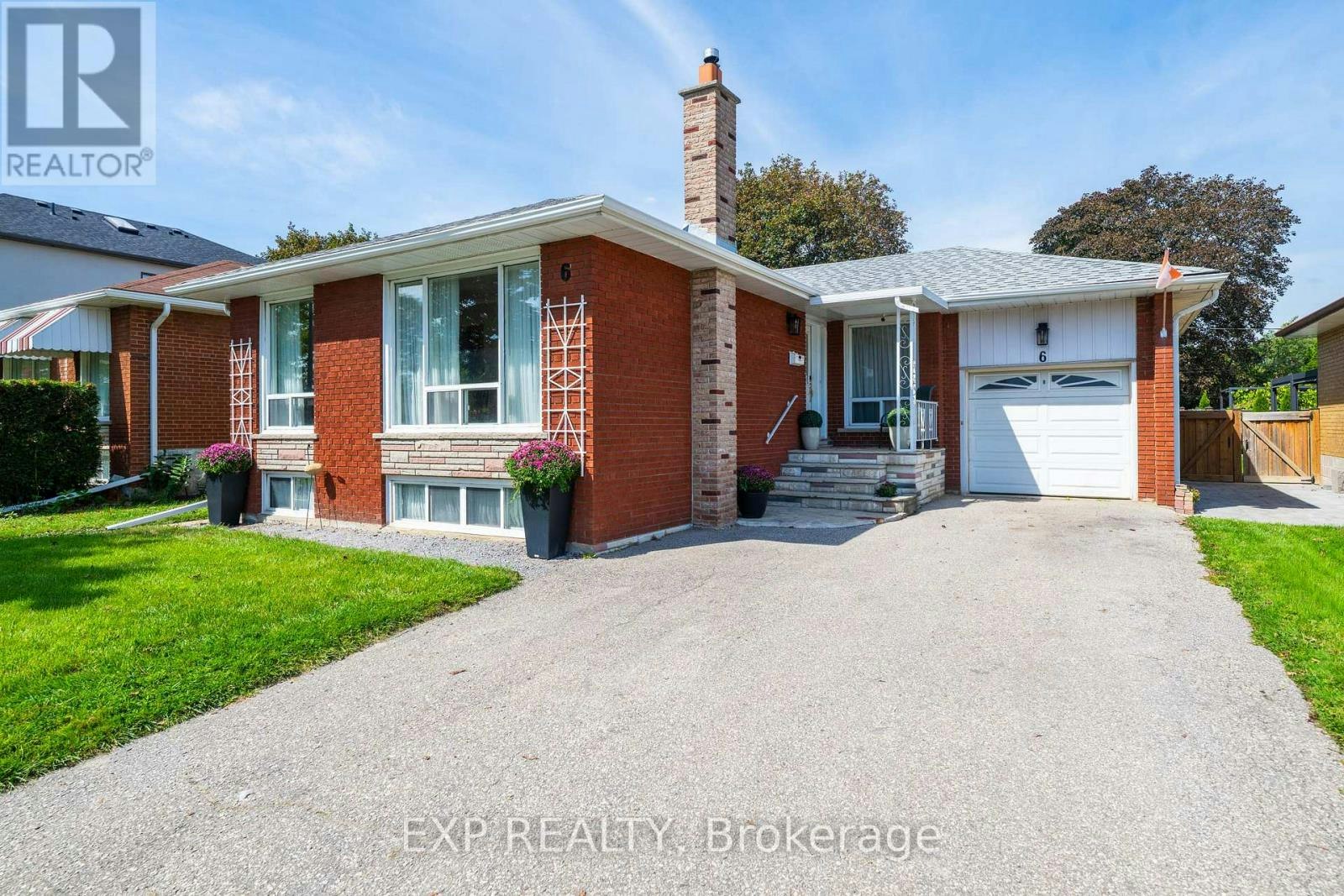 6 Jardine Place, Toronto, ON, M9R 2B9