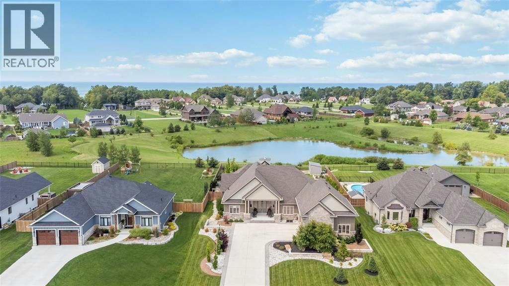 4043 Van Bree Drive, Plympton-Wyoming, ON, N0N 1J6