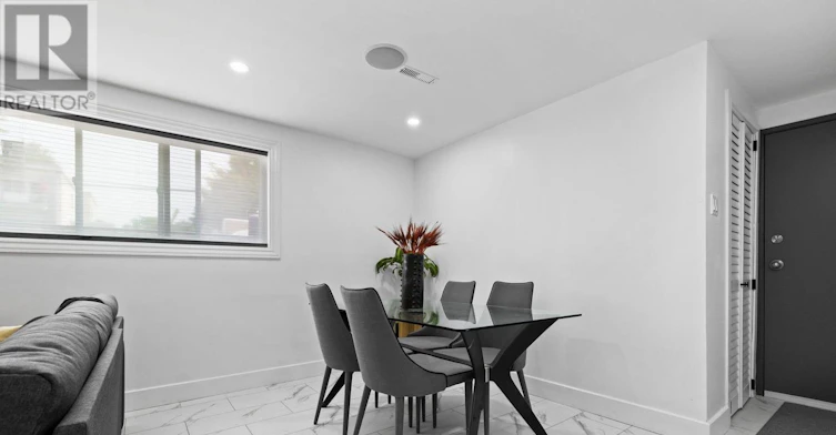3-180 Woodroffe Avenue, Ottawa, ON, K2A 3T9 - 7