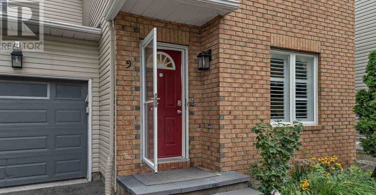 9-583 Tweedsmuir Avenue, Ottawa, ON, K1Z 5P4 - 4