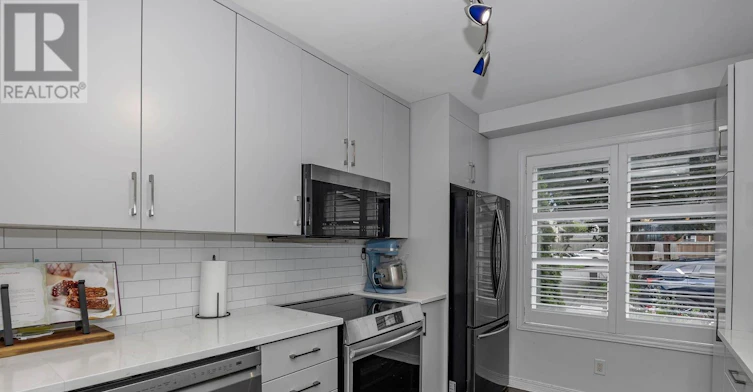 9-583 Tweedsmuir Avenue, Ottawa, ON, K1Z 5P4 - 8