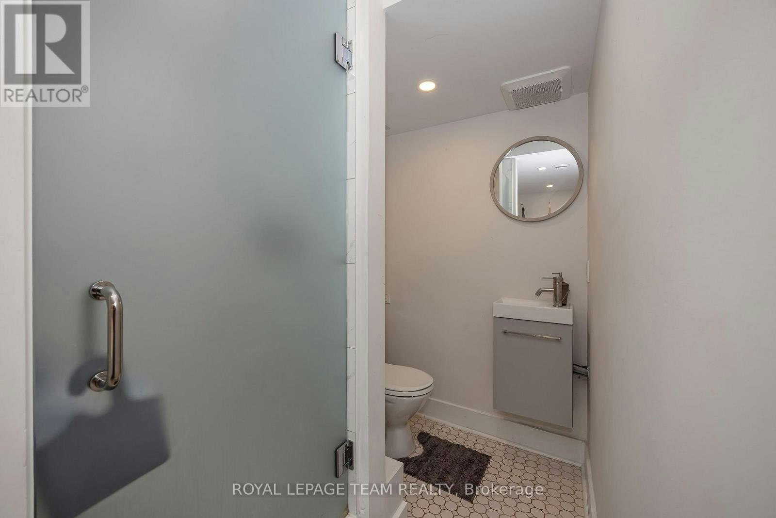 9-583 Tweedsmuir Avenue, Ottawa, ON, K1Z 5P4 - 37
