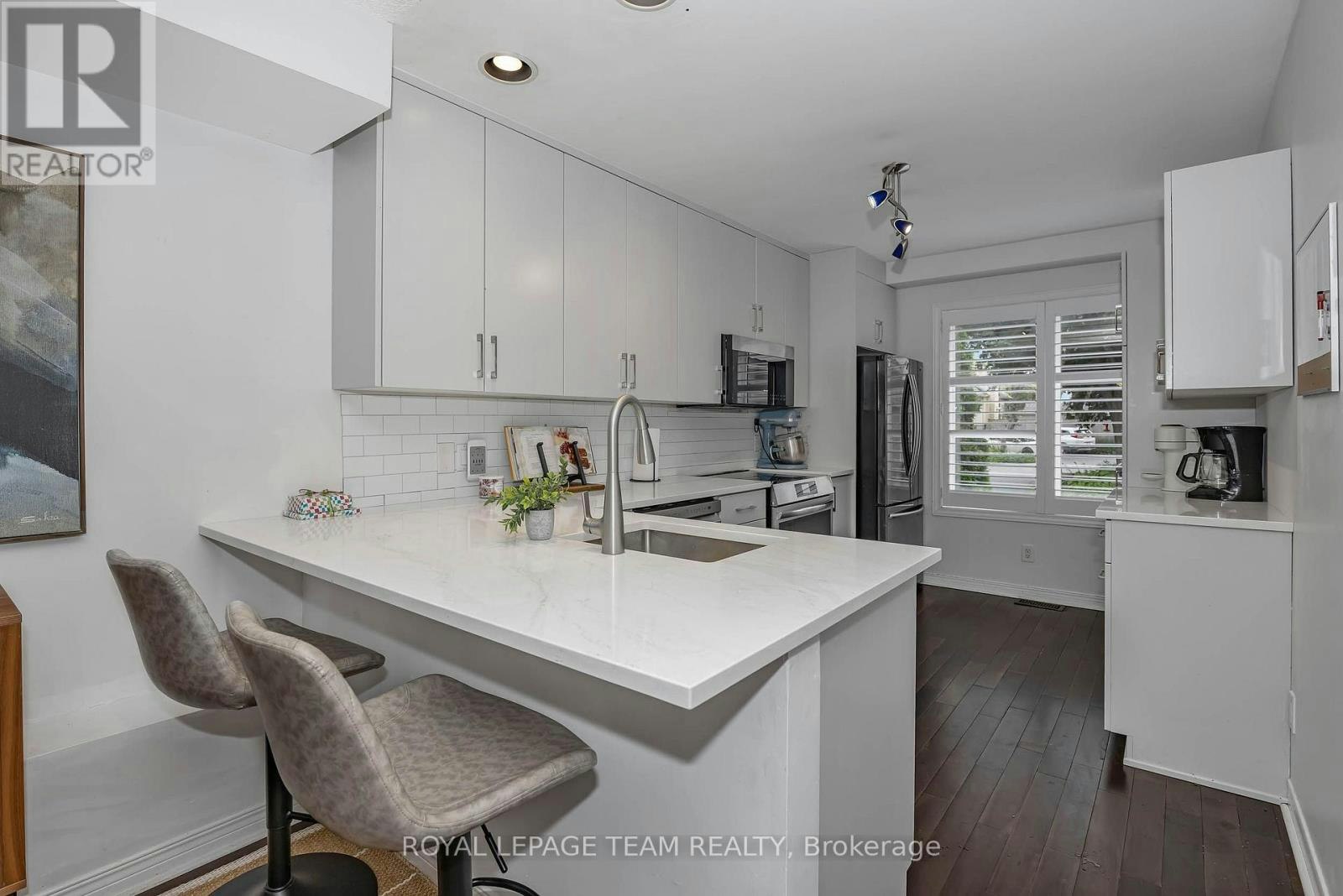 9-583 Tweedsmuir Avenue, Ottawa, ON, K1Z 5P4 - 7