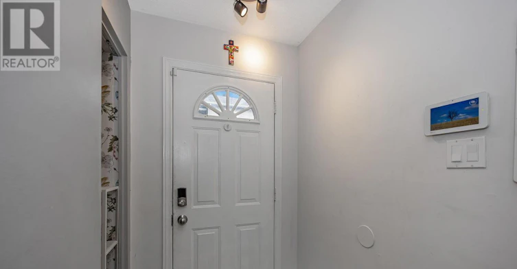 9-583 Tweedsmuir Avenue, Ottawa, ON, K1Z 5P4 - 5