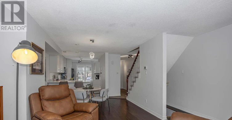 9-583 Tweedsmuir Avenue, Ottawa, ON, K1Z 5P4 - 16