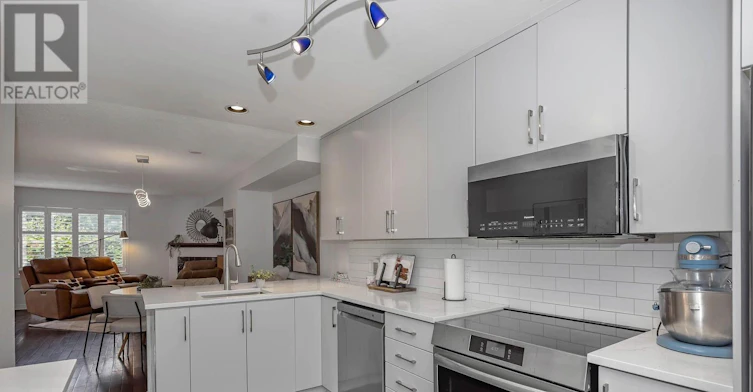 9-583 Tweedsmuir Avenue, Ottawa, ON, K1Z 5P4 - 10