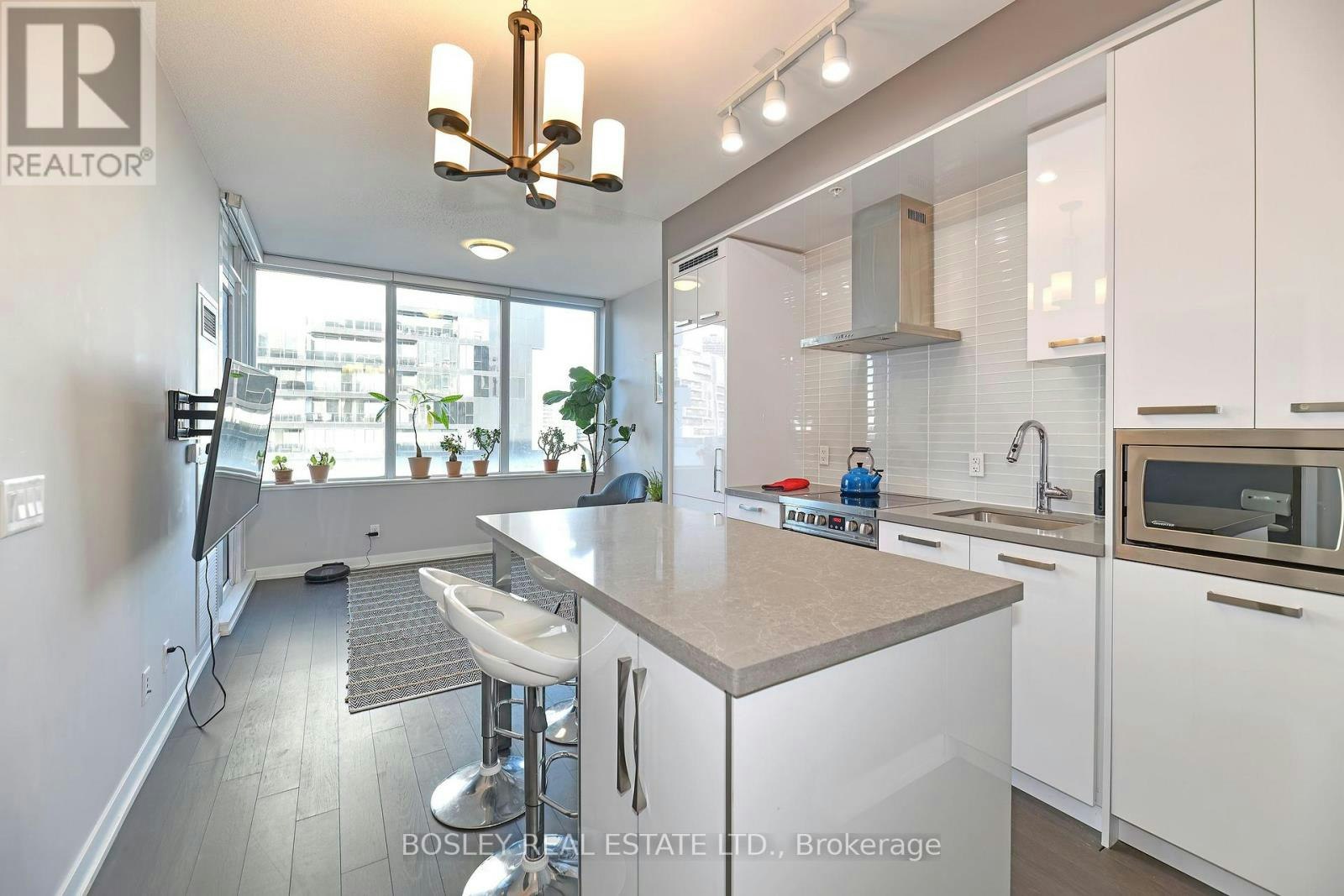 N608-120 Bayview Avenue, Toronto, ON, M5A 0G4 - 14