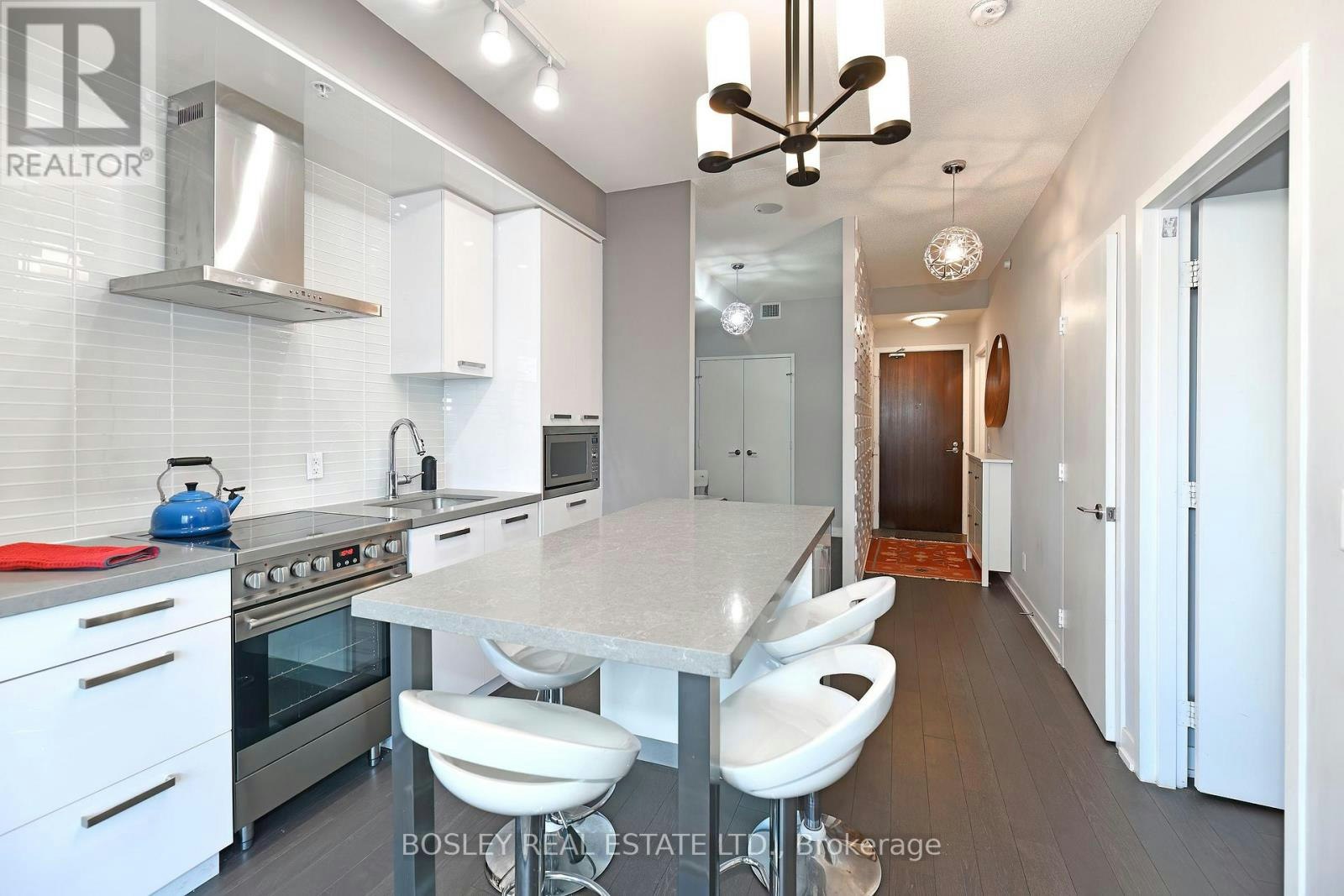 N608-120 Bayview Avenue, Toronto, ON, M5A 0G4 - 11