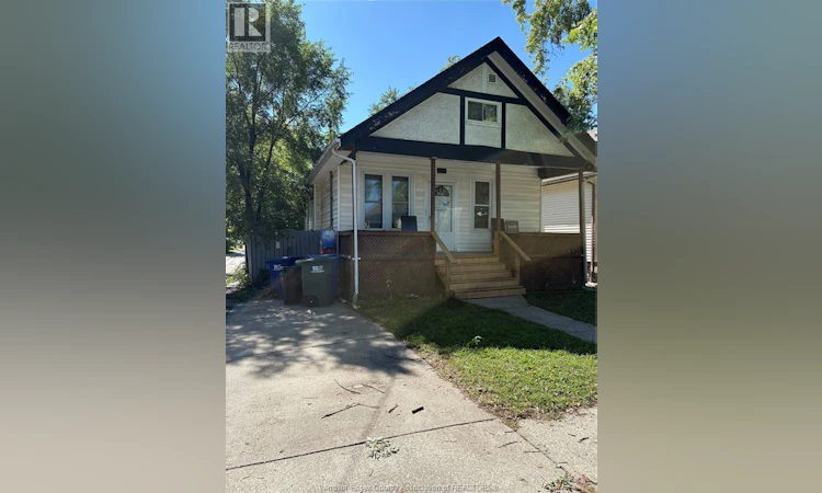559 Grove Avenue