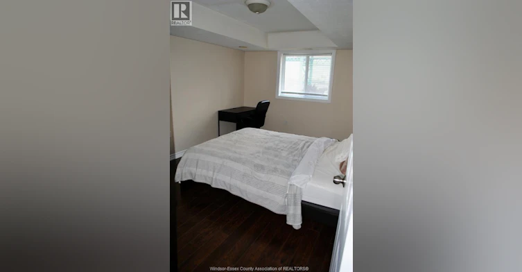410-3000 Sandwich Street, Windsor, ON, N9C 4G3 - 11