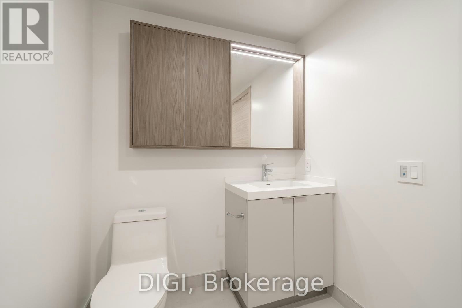 W316-485 Perth Avenue, Toronto, ON, M6N 0B9 - 24