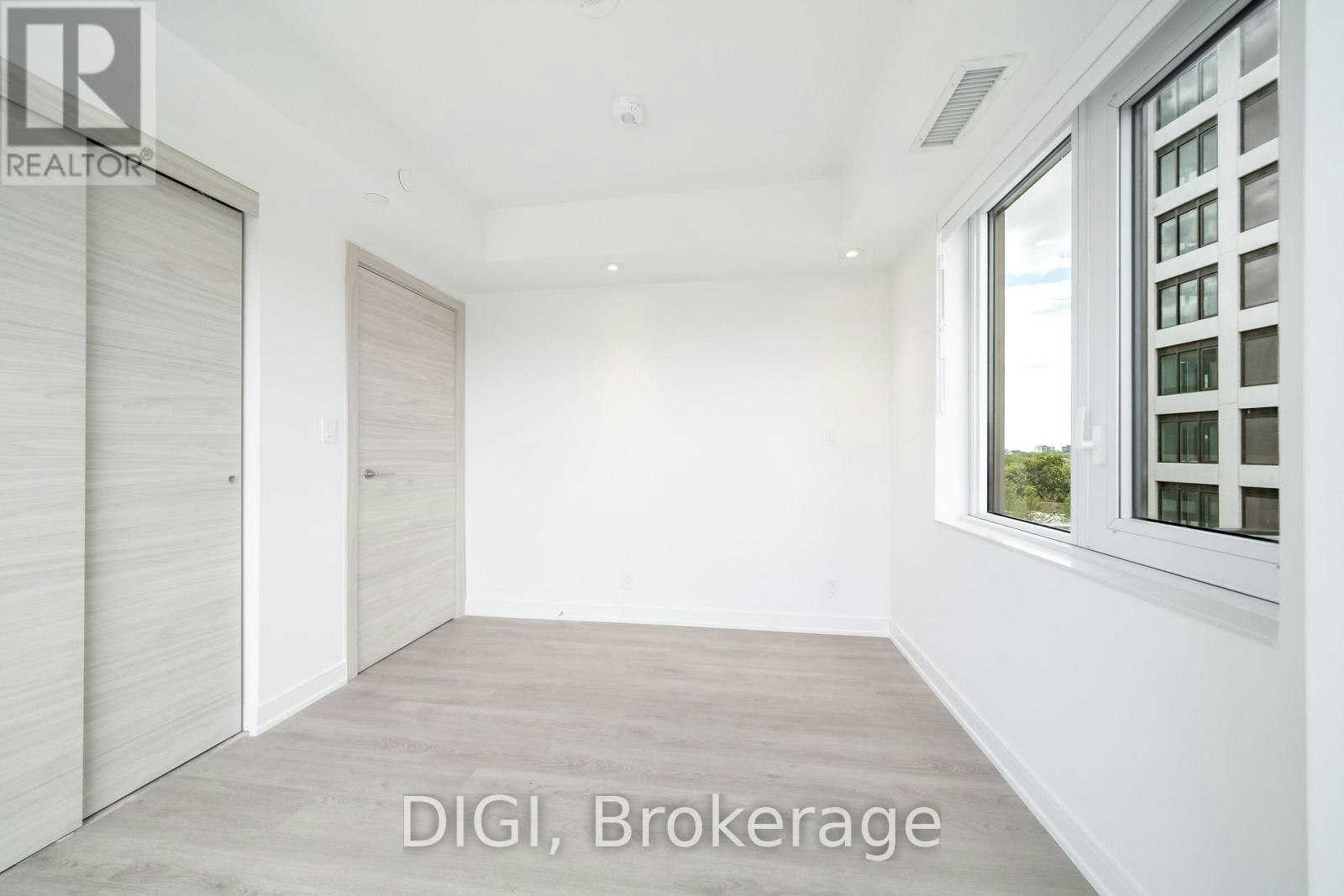 W316-485 Perth Avenue, Toronto, ON, M6N 0B9 - 12