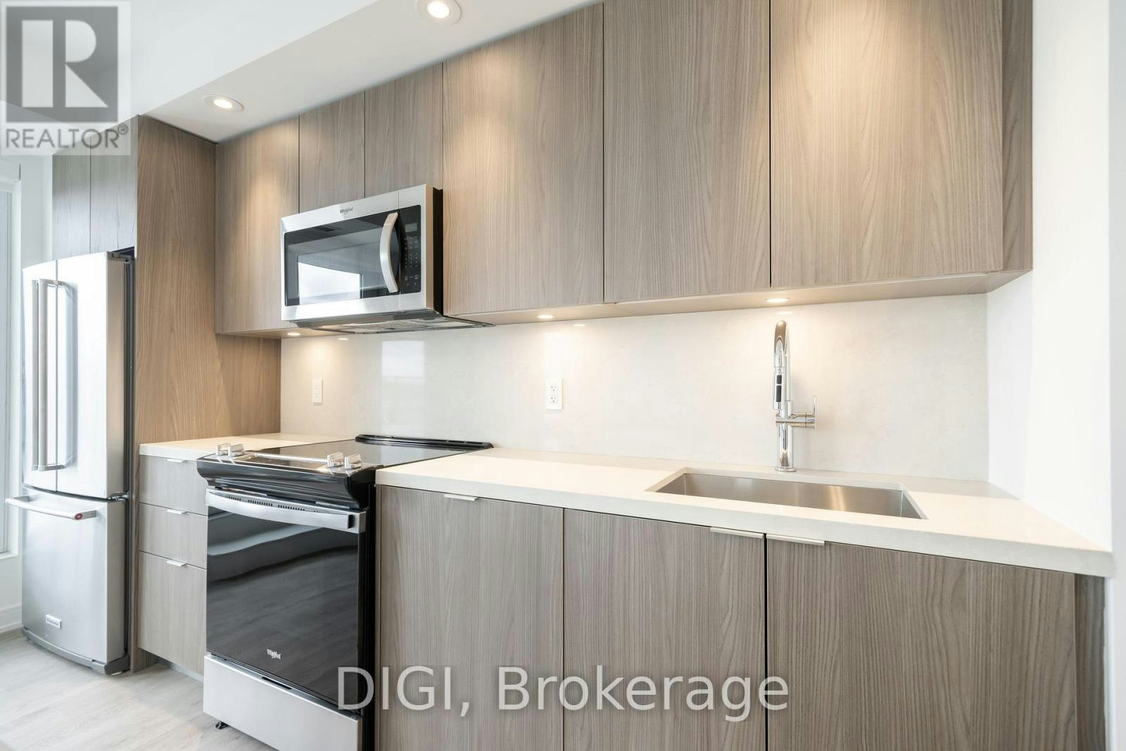 W316-485 Perth Avenue, Toronto, ON, M6N 0B9 - 6