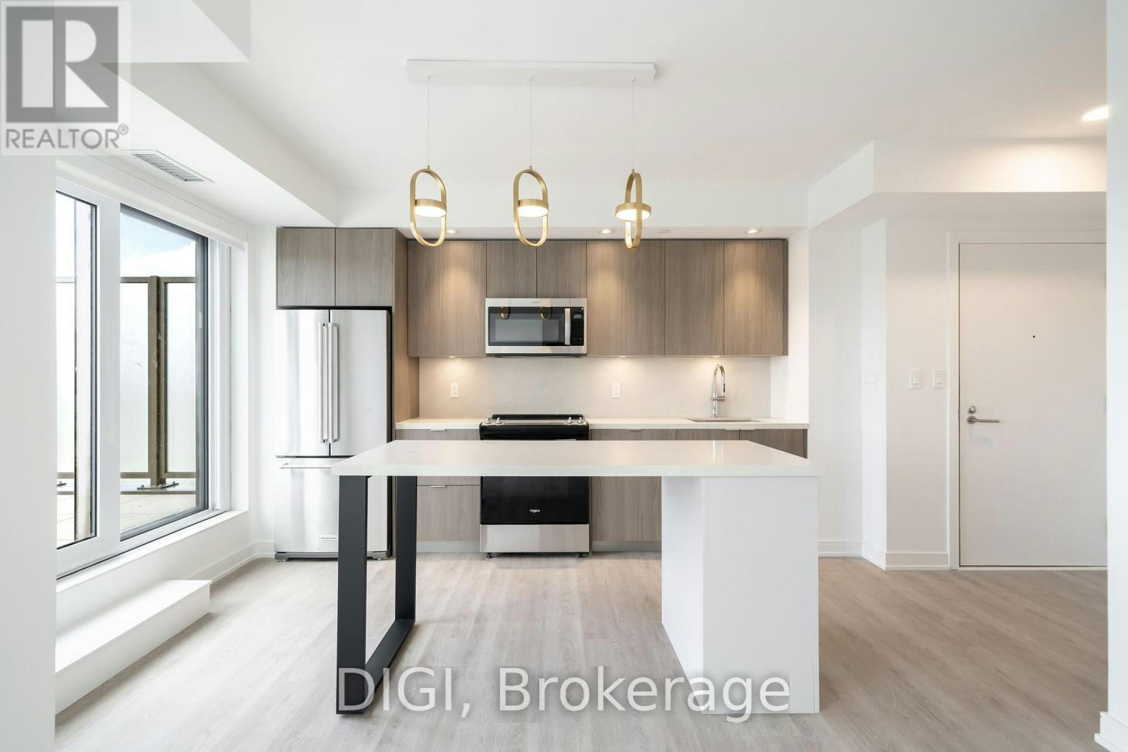 W316-485 Perth Avenue, Toronto, ON, M6N 0B9 - 2