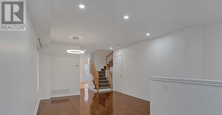 12 Bloomsbury Road, Markham, ON, L6E 1R9 - 8