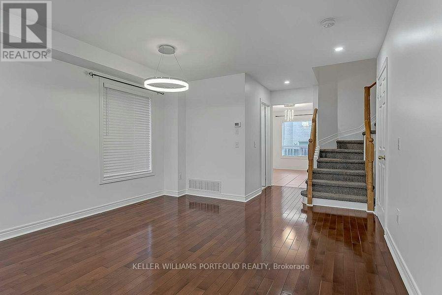 12 Bloomsbury Road, Markham, ON, L6E 1R9 - 3