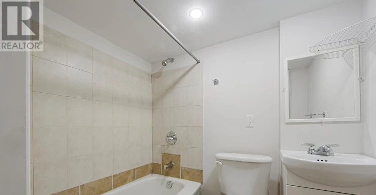 BSMT-39 Windermere Avenue, Toronto, ON, M6S 3J3 - 15