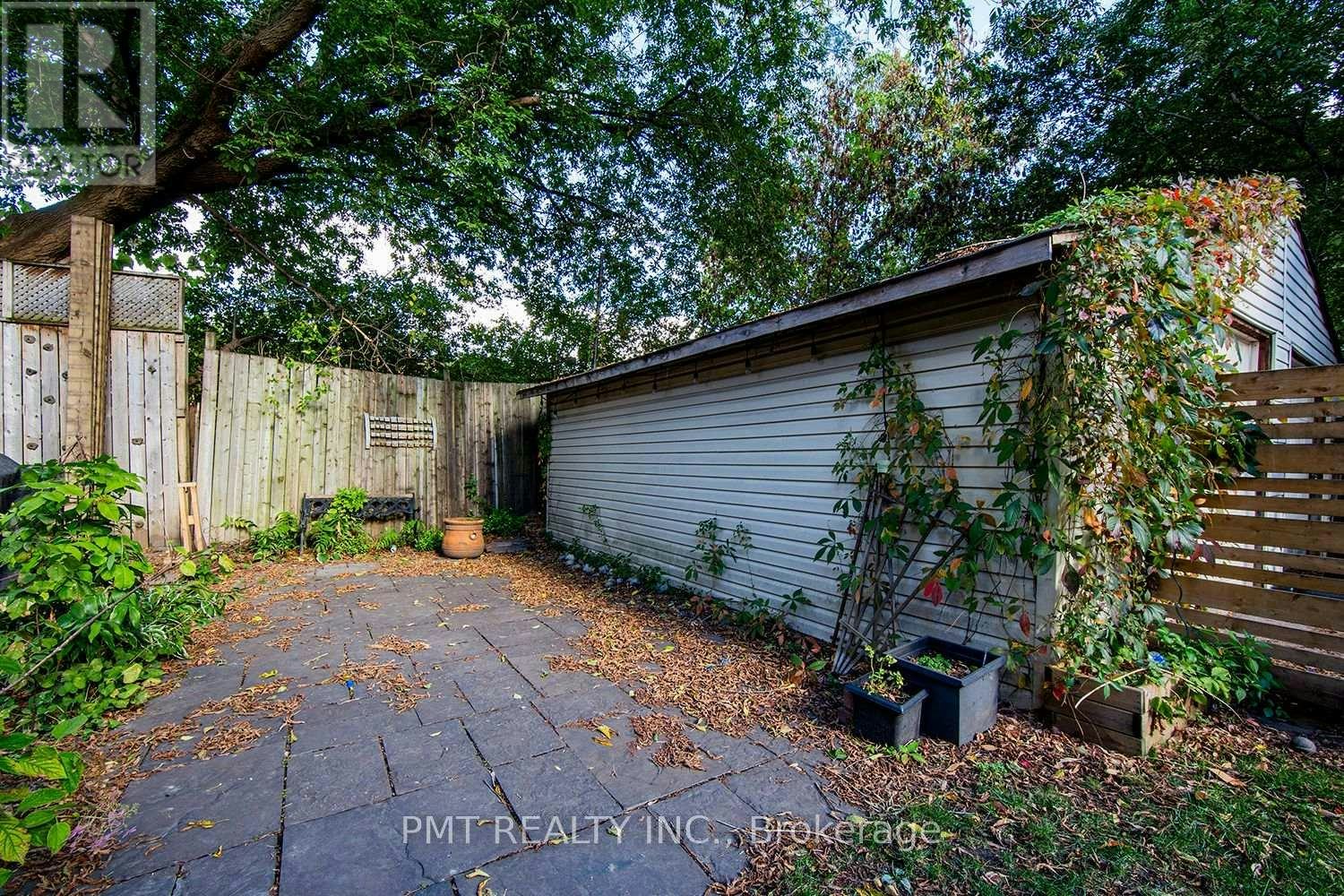 BSMT-39 Windermere Avenue, Toronto, ON, M6S 3J3 - 19