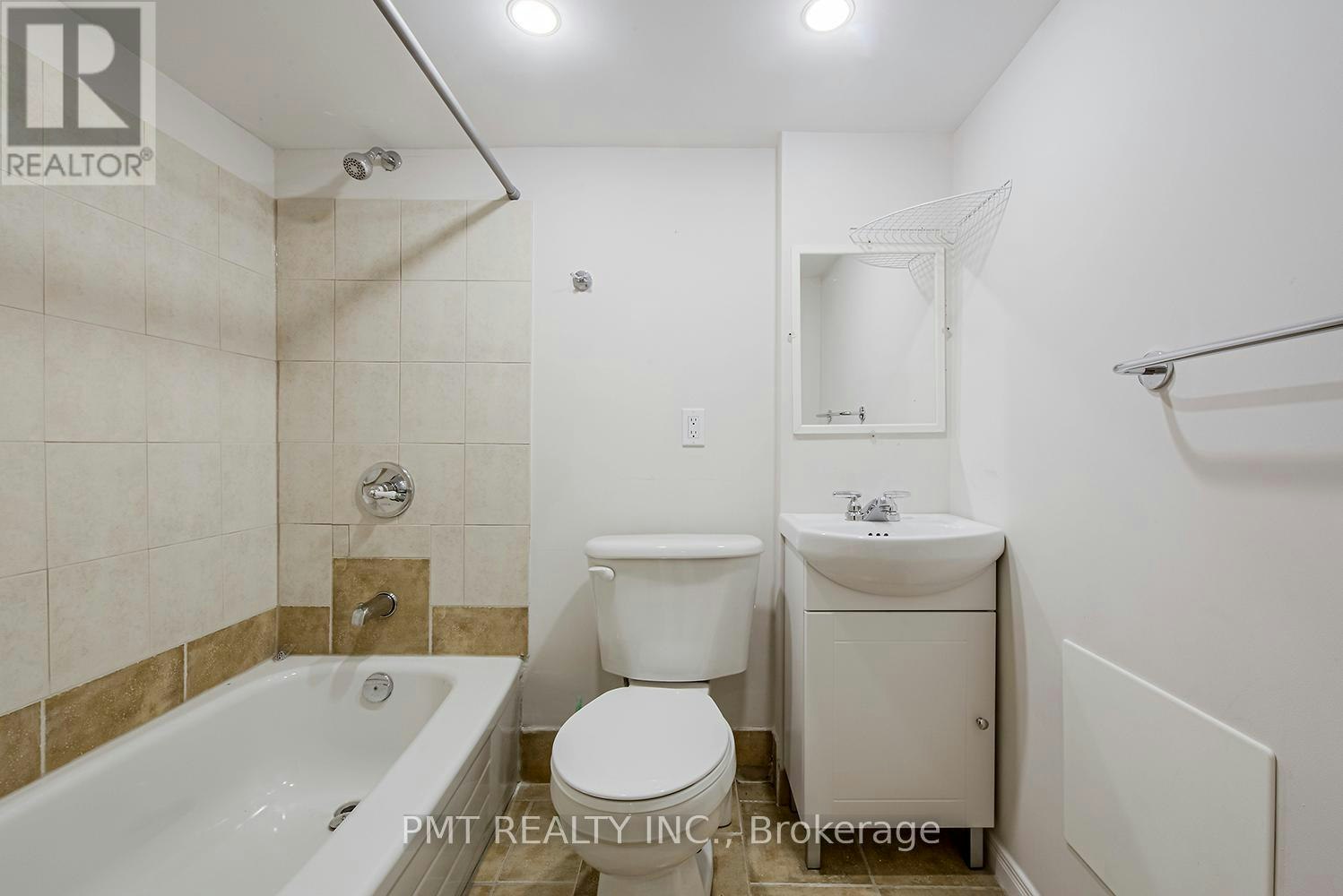 BSMT-39 Windermere Avenue, Toronto, ON, M6S 3J3 - 14