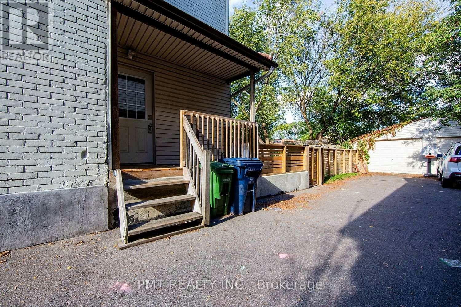 BSMT-39 Windermere Avenue, Toronto, ON, M6S 3J3 - 17