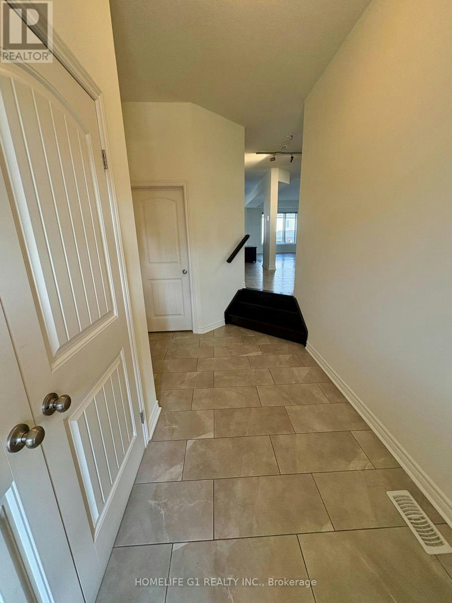 167 Gravel Ridge Trail, Kitchener, ON, N2E 0E5 - 7