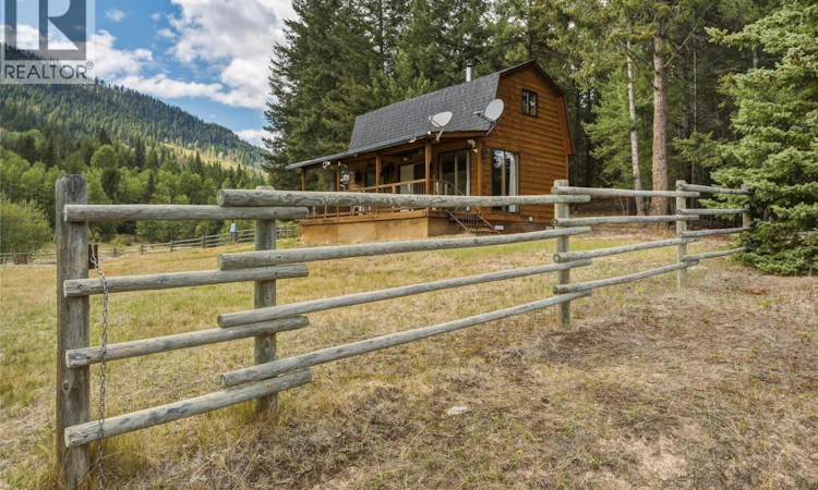Lot 1/4 SE-6860 Martin Prairie Road