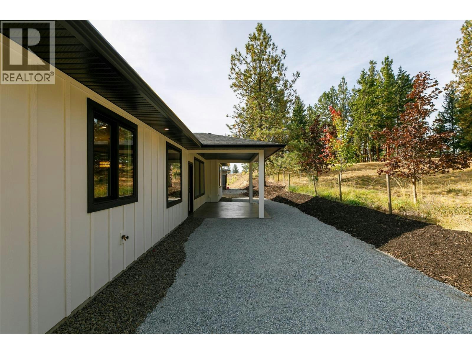 3005 Scenic Ridge Drive, West Kelowna, BC, V4T 0H2 - 11