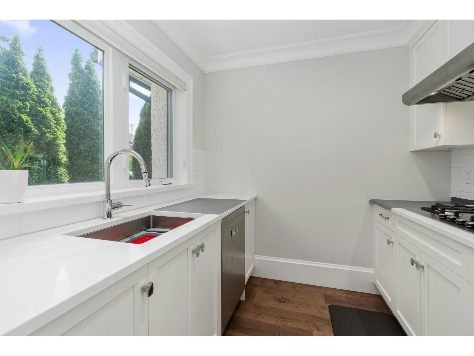 16539 29a Avenue, Surrey, BC, V3X 0X9 - 10