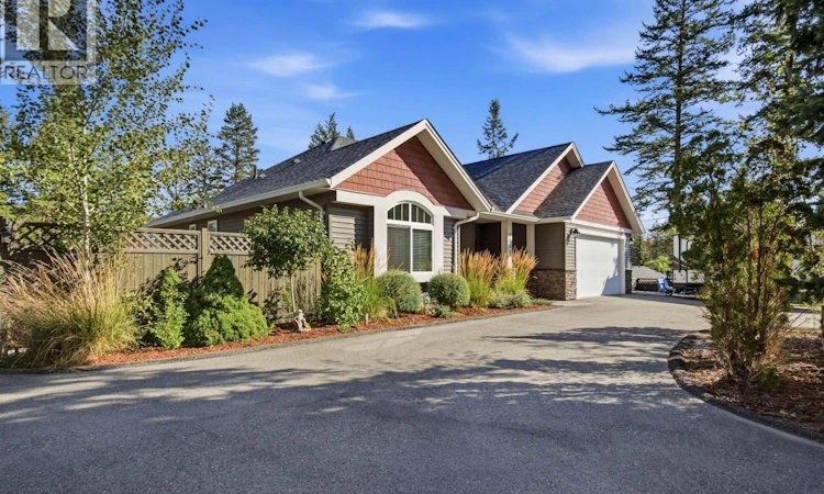 2050 S Lakeside Drive