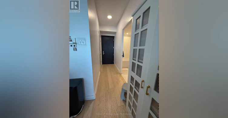 4403-488 University Avenue, Toronto, ON, M5G 0C1