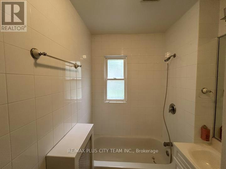 1-1745 Bathurst Street, Toronto, ON, M5P 3K5 - 18