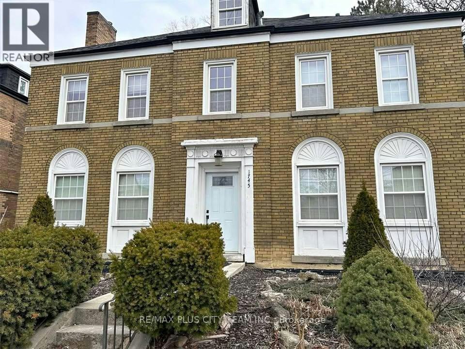 1-1745 Bathurst Street, Toronto, ON, M5P 3K5
