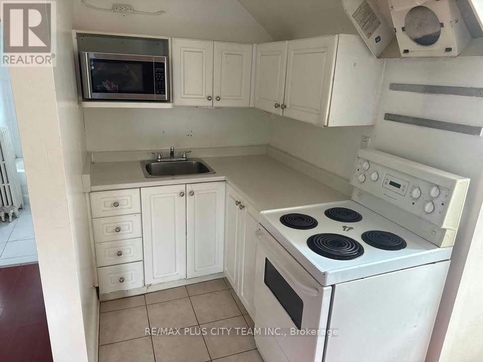 3-1745 Bathurst Street, Toronto, ON, M5P 3K5 - 7