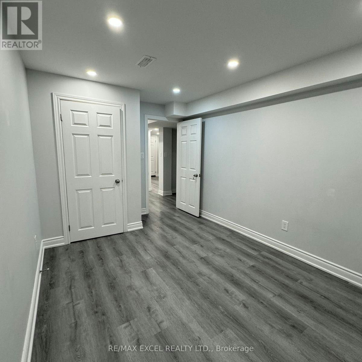 BSMT-102 Galbraith Crescent, Markham, ON, L3S 1J3 - 8
