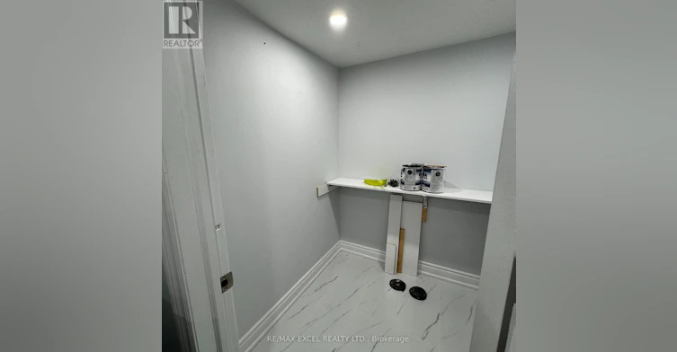 BSMT-102 Galbraith Crescent, Markham, ON, L3S 1J3 - 14