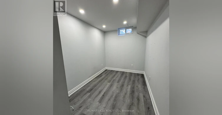 BSMT-102 Galbraith Crescent, Markham, ON, L3S 1J3 - 9