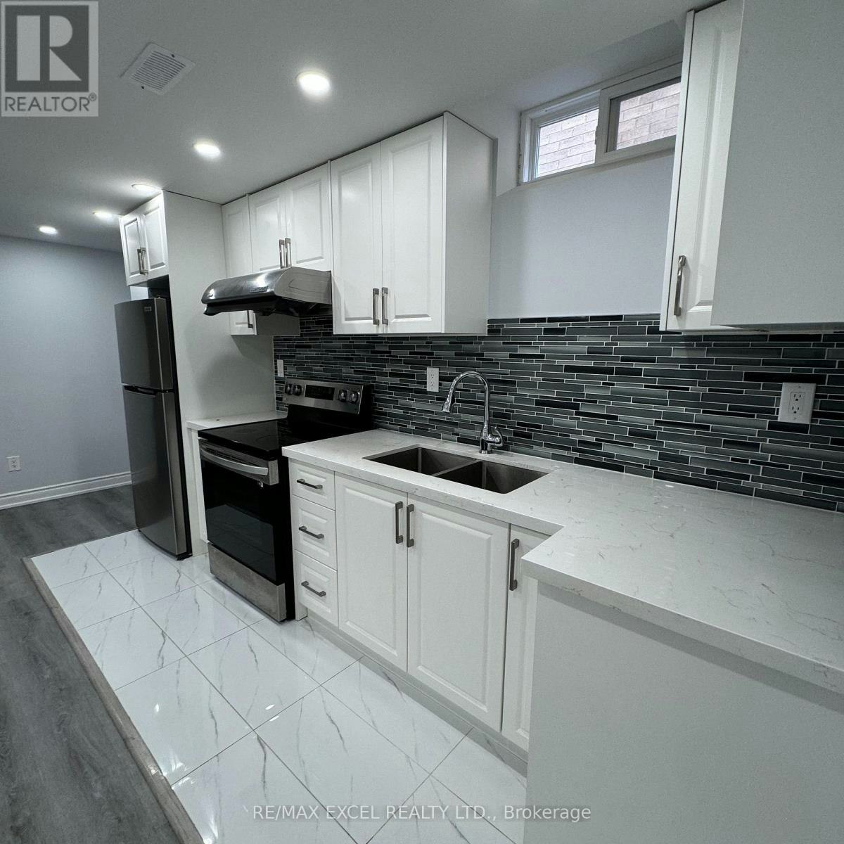 BSMT-102 Galbraith Crescent, Markham, ON, L3S 1J3 - 5